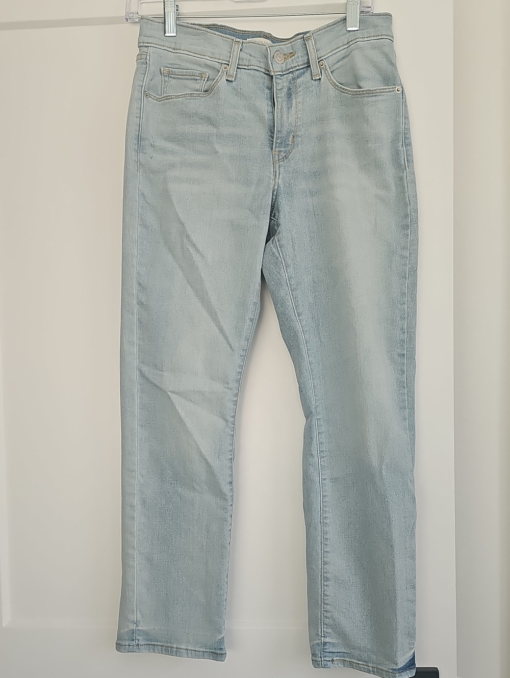 Levi's Light Wash Womens Straight Jeans Waist 28 Lenght 26